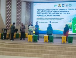 Cimahi Terima 150 Set Tempat Sampah Terpilah, Adhitia Tekankan Disiplin Warga dari Rumah